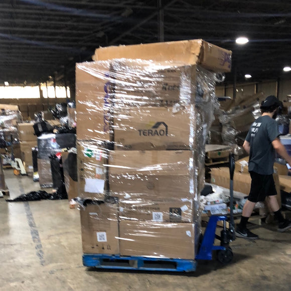 (018-1223) Pallet of Miscellaneous Retailer - Furniture - .com Returns